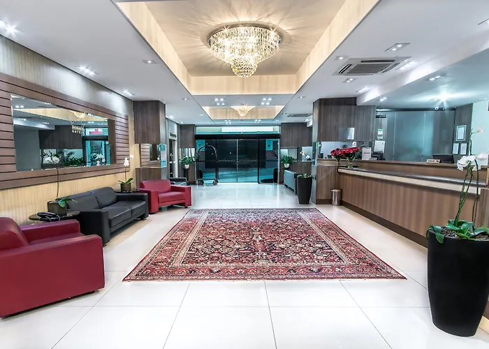 Summit Hotel Monaco